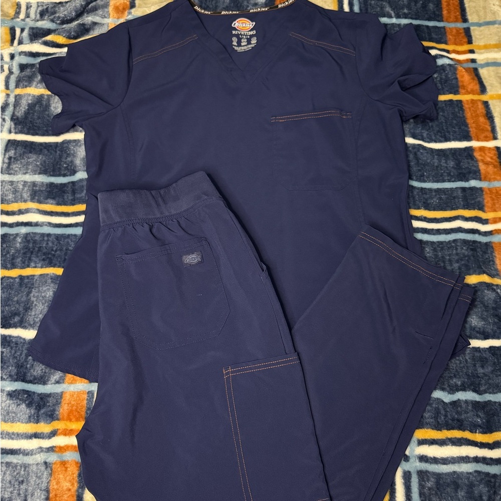 Dickies Navy Blue Scrub Set